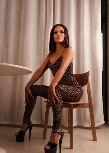 Алина, Г. Асбест