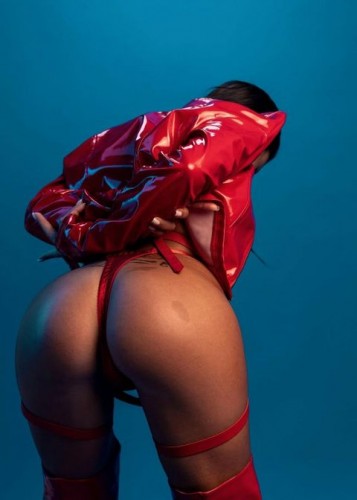 Кира, Г. Асбест